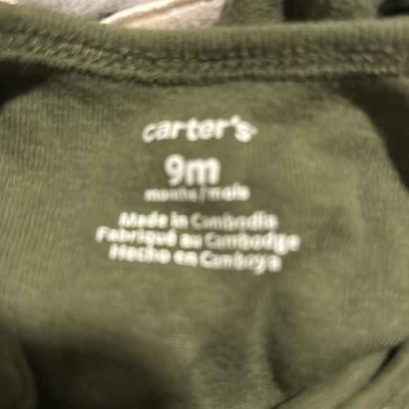 Two 9 months long sleeve onesies- hunter green and blue stripes with cute bear - Picture 5 of 5